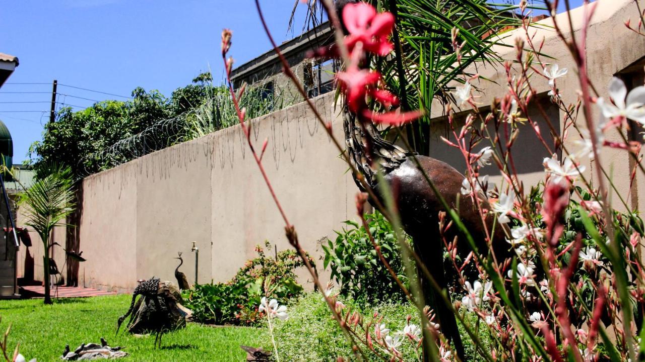 Villa Prince Harare Exteriör bild